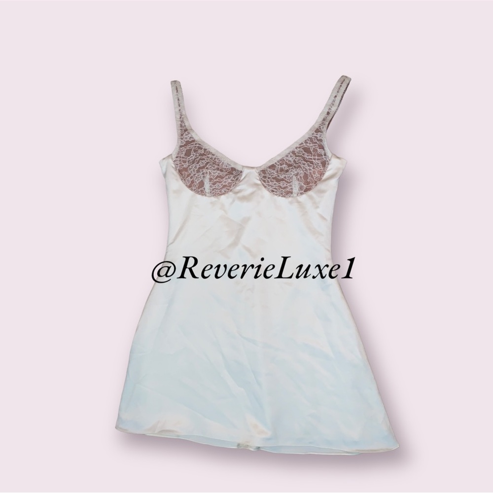 House of CB Cassandra Mini Lace Mesh Cup Dress - Picture 10 of 16